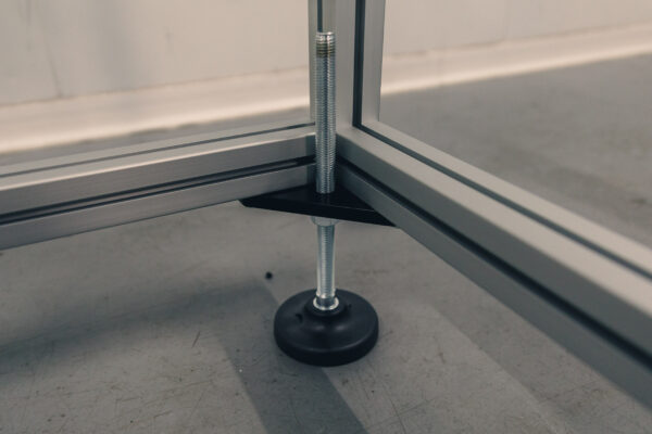 Pieds machine avec plaque pour charge lourde